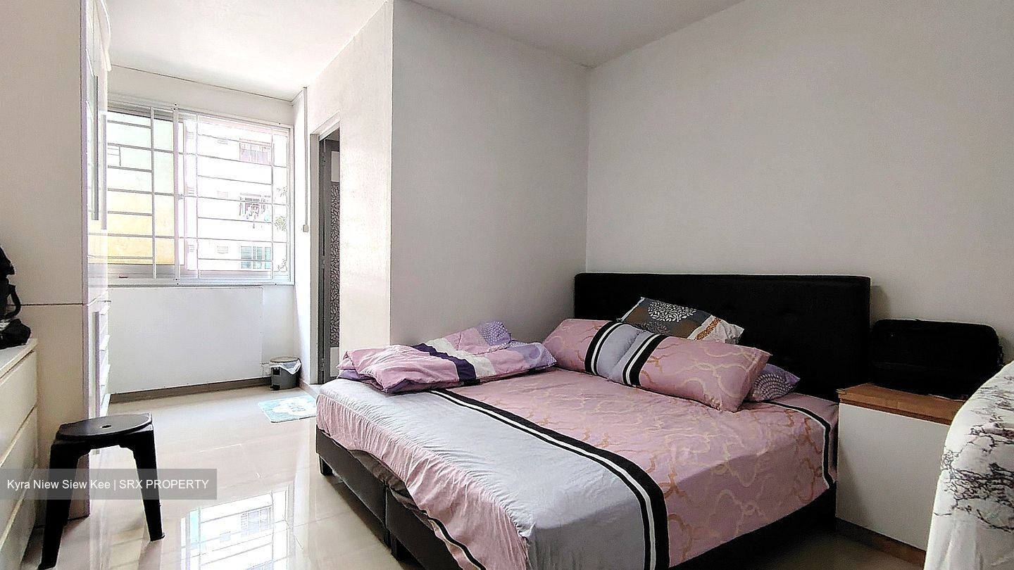 Blk 813 Jurong West Street 81 (Jurong West), HDB 4 Rooms #531078751